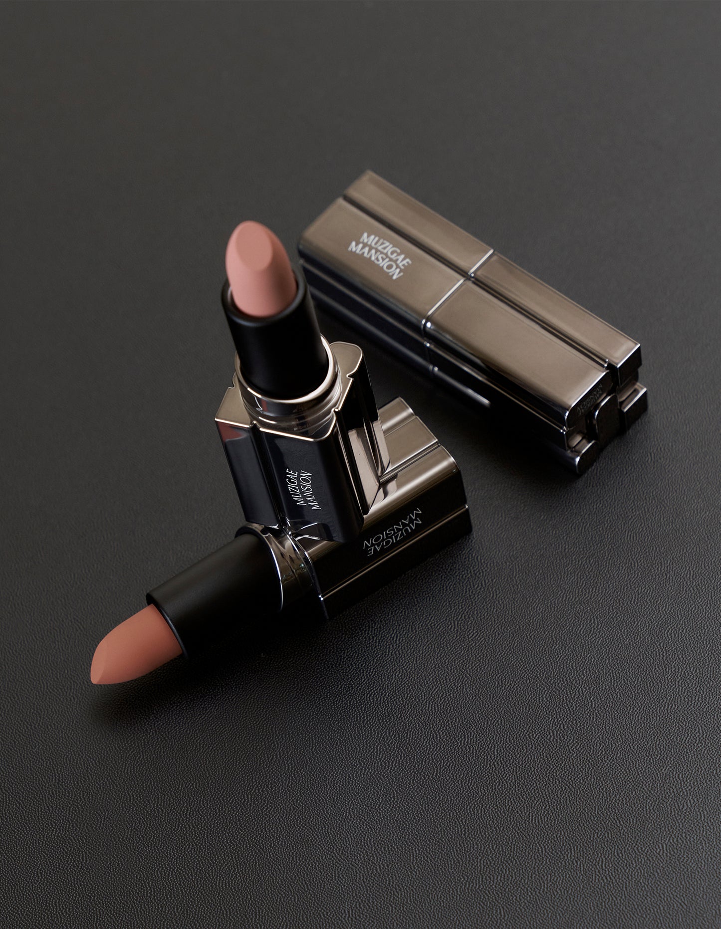 Moodwear Blur Lipstick 003 Nuddy