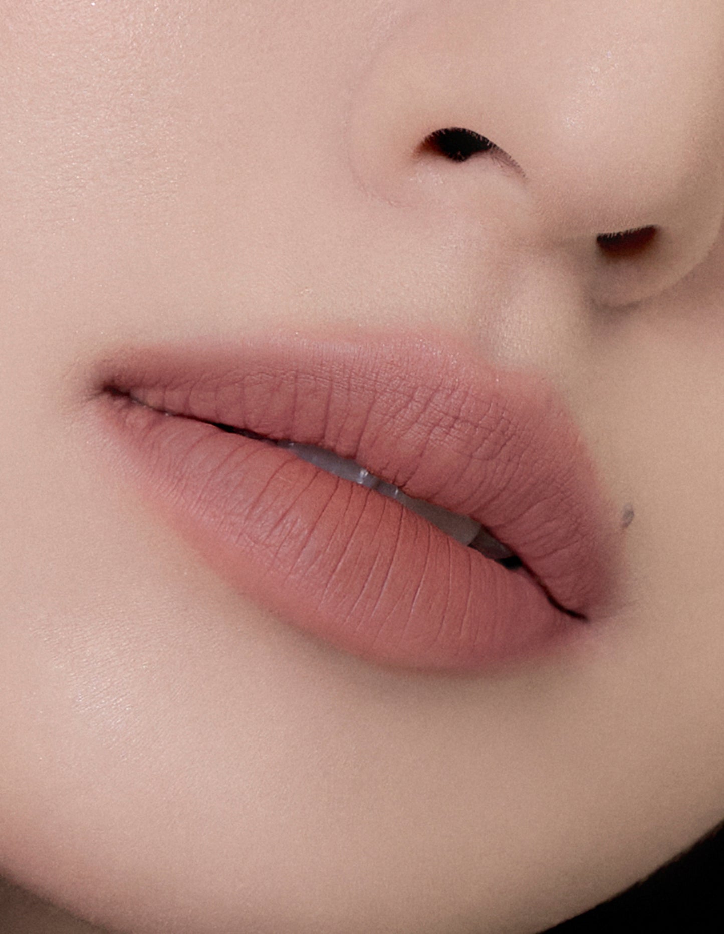 Moodwear Blur Lipstick 002 Maxi