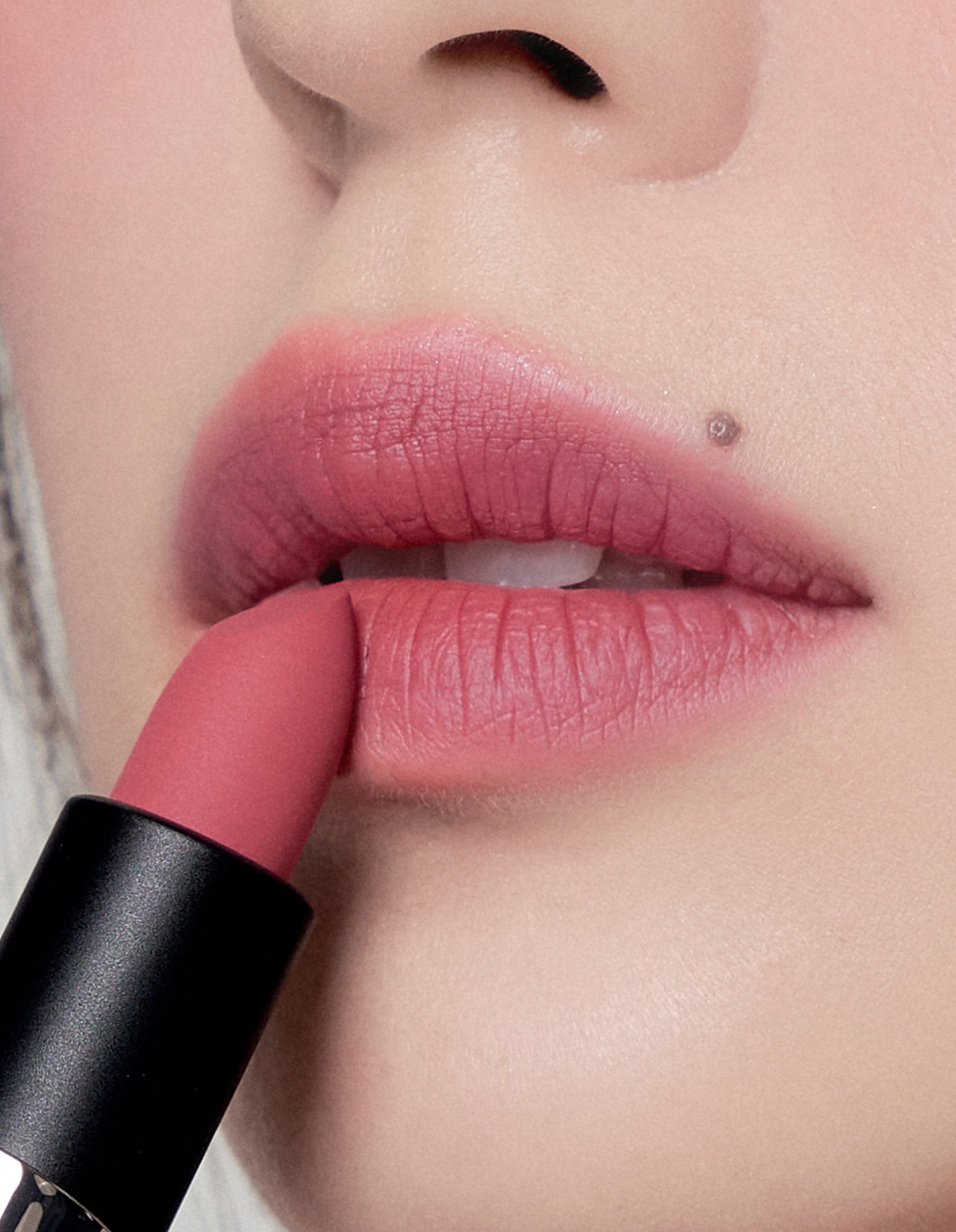 Moodwear Blur Lipstick 006 Ruffle